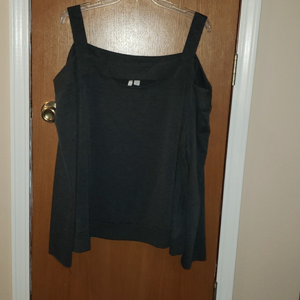 Cato Cold Shoulder Sweatshirt Top, Long Sleeved, Gray, Size 26/28 (B2)
